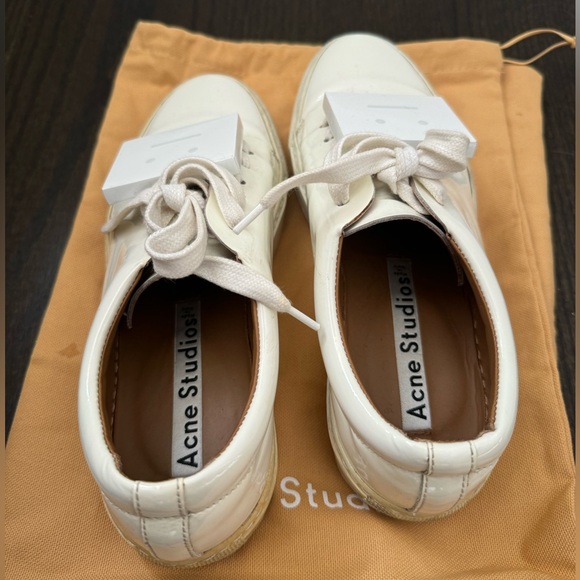 ACNE STUDIOS WHITE PATENT ADRIANA SNEAKER - Picture 3 of 5